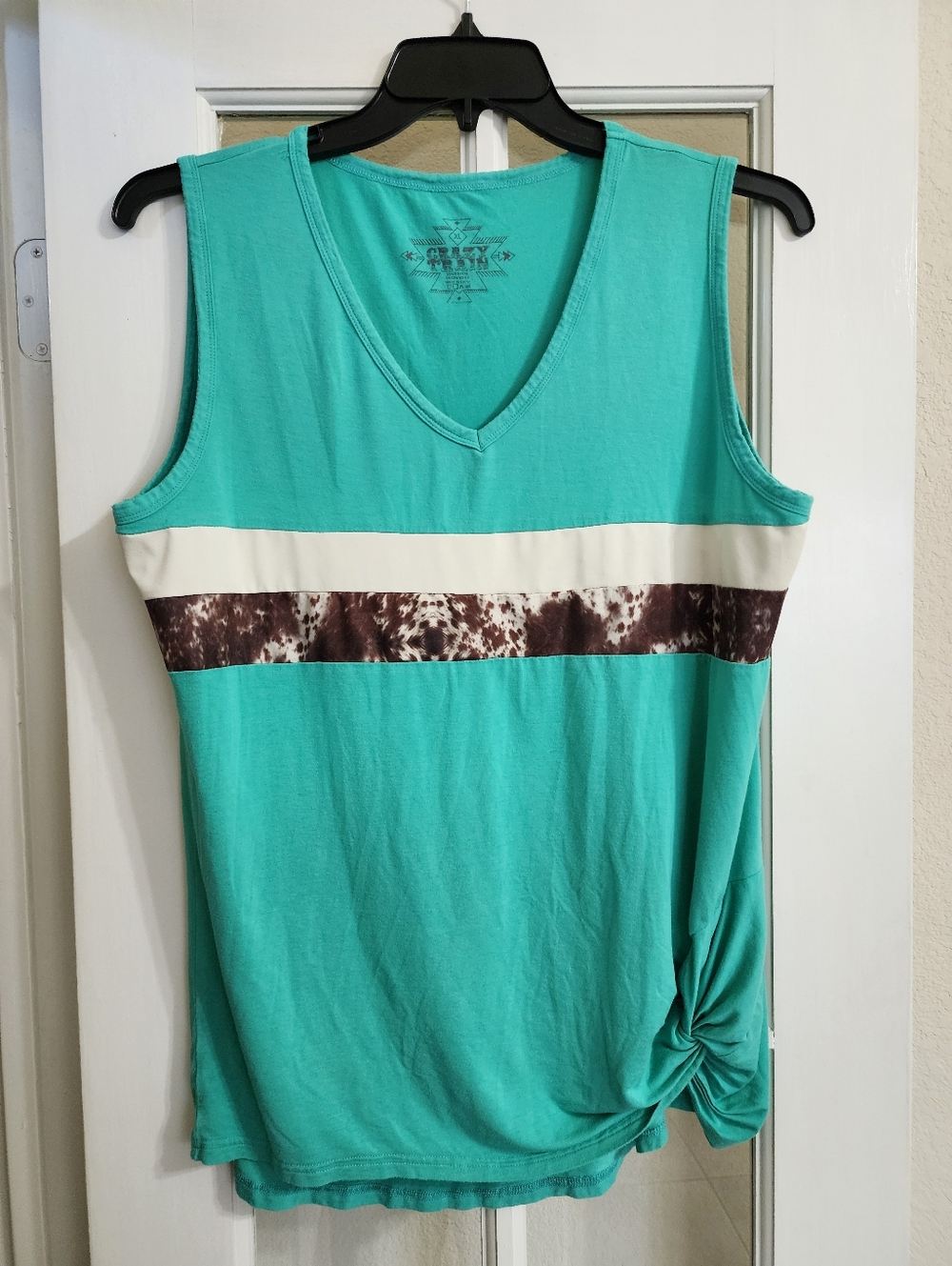 Crazy Train Turquoise Cow Print Tank XL Western Side Knot Boho FLAWED READ DESC